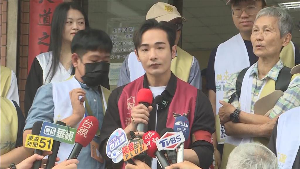 快新聞/裁傅自由!罷免傅崐萁二階送出32777份連署書 八炯不捨志工們忍受謾罵