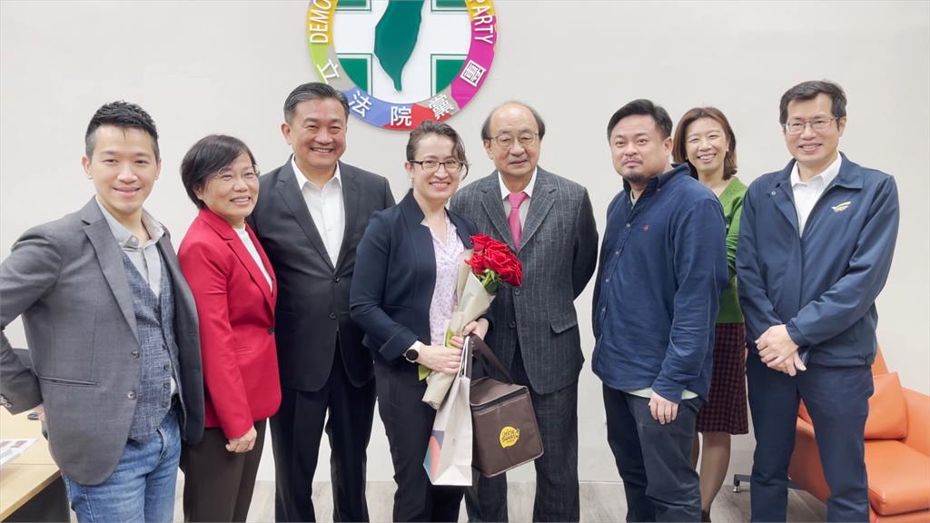 返回美國前拜會立院 蕭美琴曝當立委最懷念「這一味」