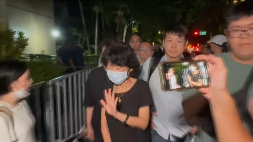陳佩琪聲明救夫　稱金流乾淨、至ATM分批存百萬說不清