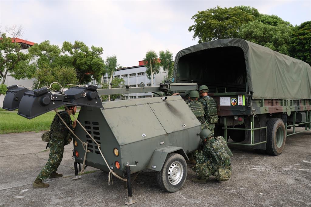 快新聞／國軍第五作戰區　赴災區協助執行搶救任務