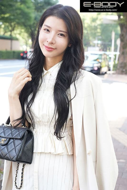 走過海外伸展台的模特強勢進軍AV界！達人驚：這氣場果然不一般