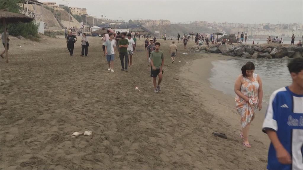 6萬摩洛哥非法移民湧西班牙領土休達 當地政府緊急加強邊境圍欄