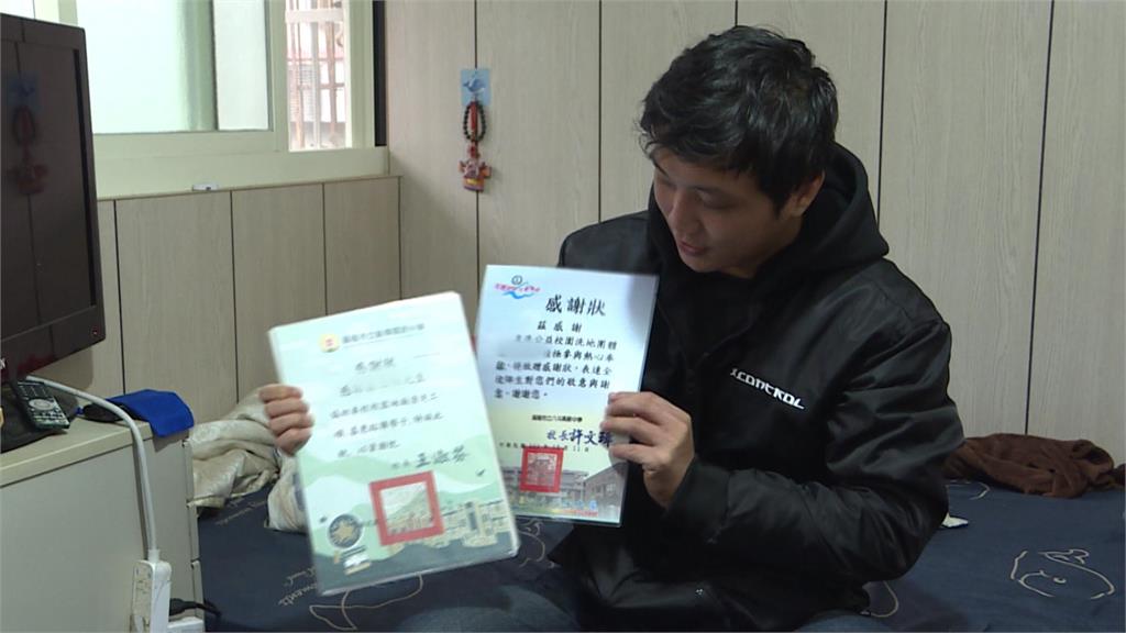 異言堂/父親家暴陰影 他加入黑幫後淪成街友 如今發奮圖強!