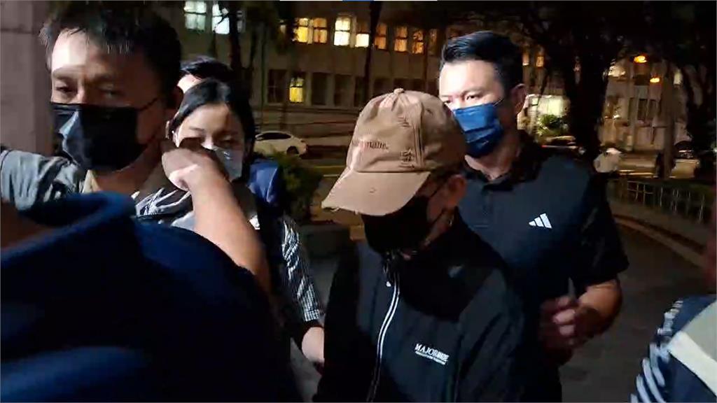 快新聞／長榮張國華、張國政遭北檢約談！被問是否涉內線交易　僅回「這2字」