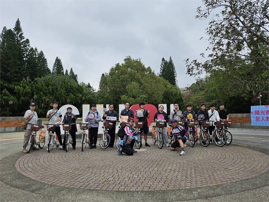 中華大學茶花祭 感受文化與生活交織樣貌