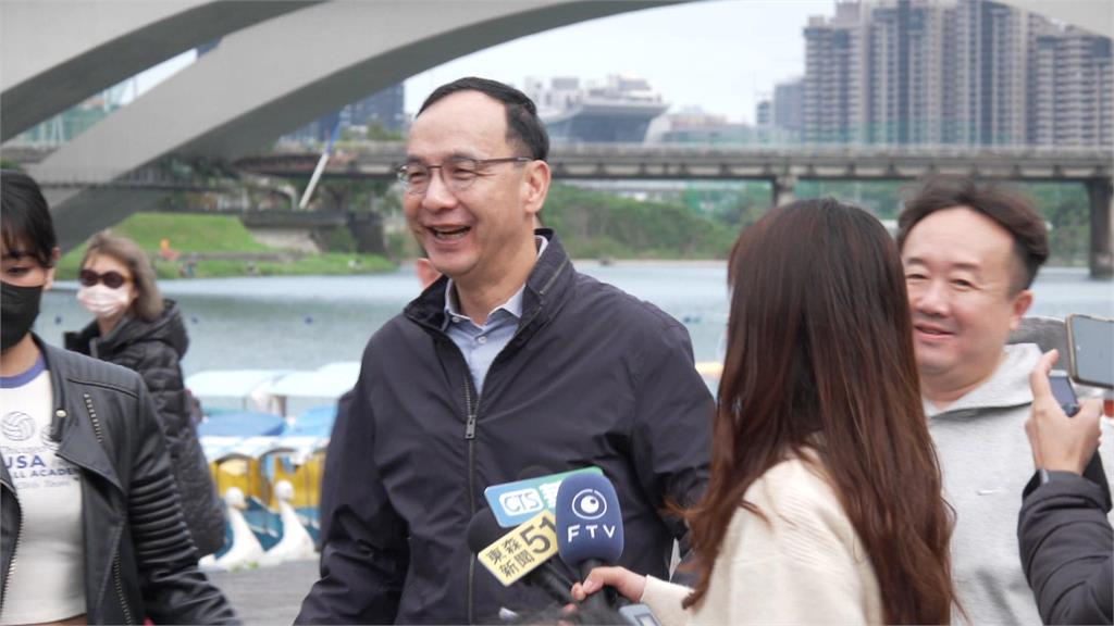 藍報復性罷免「全卡一階」 傳支持者怒轟:乾脆罷免朱立倫
