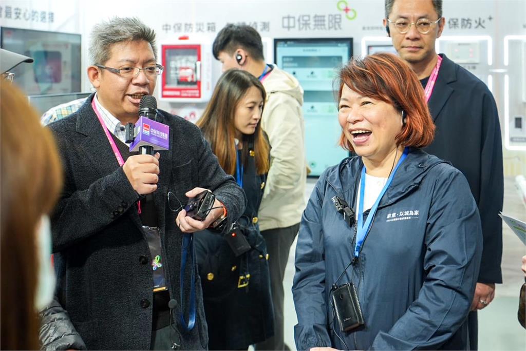 大秀AI創新!搶攻低空經濟、智慧停車、智慧照護三大商機