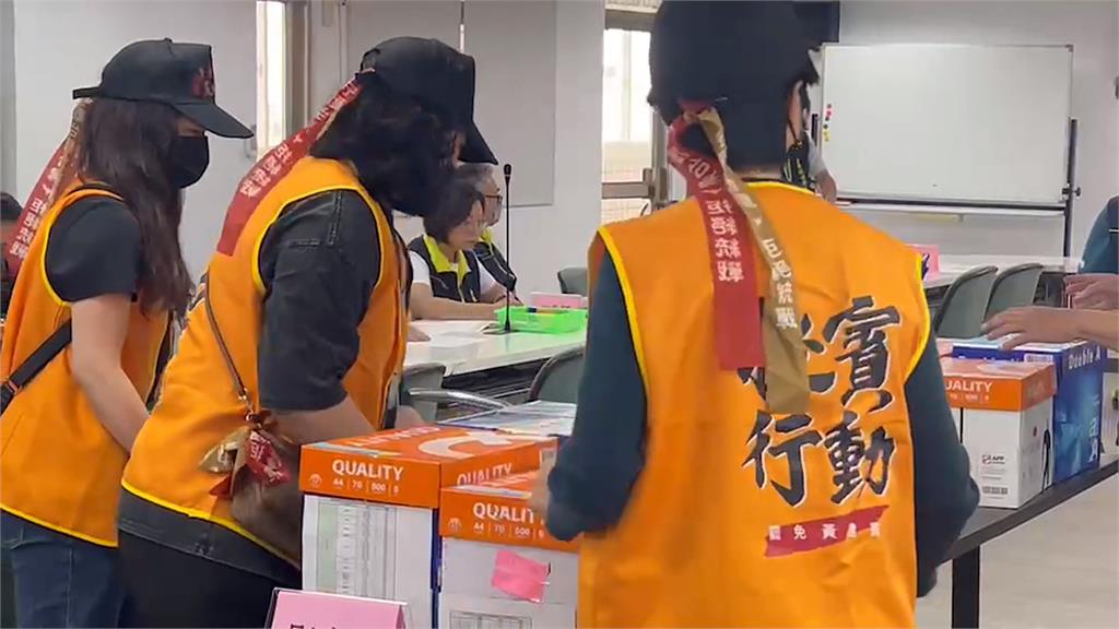 二階連署全台首送件!罷免黃建賓、涂權吉團隊赴選委會