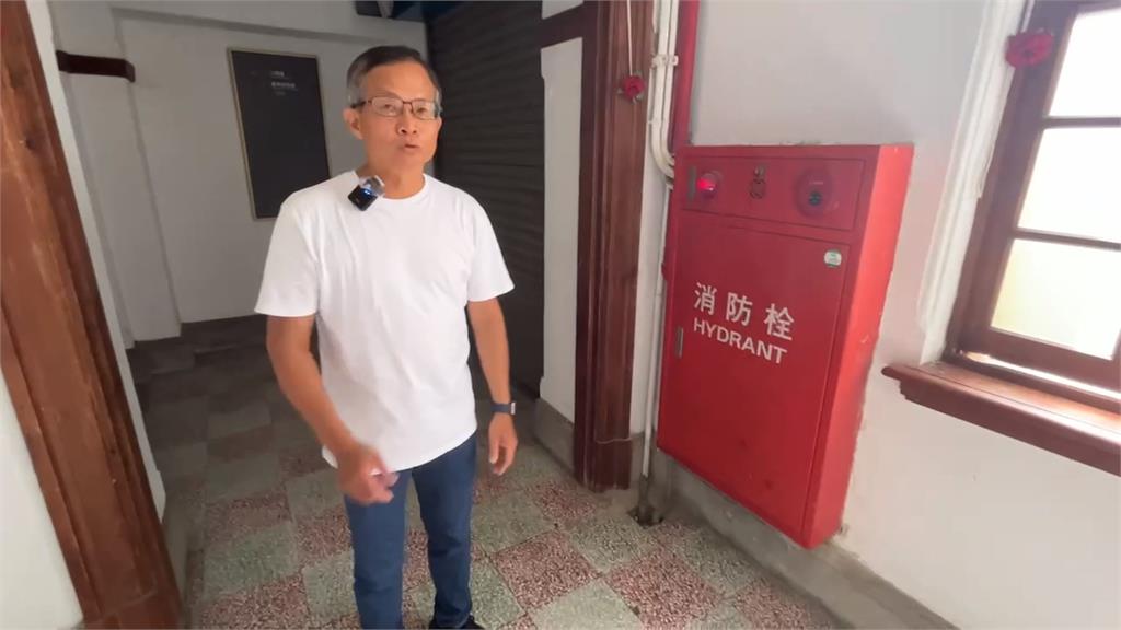 走廊堆滿雜物比人還高 「國定古蹟」新竹市府成倉庫