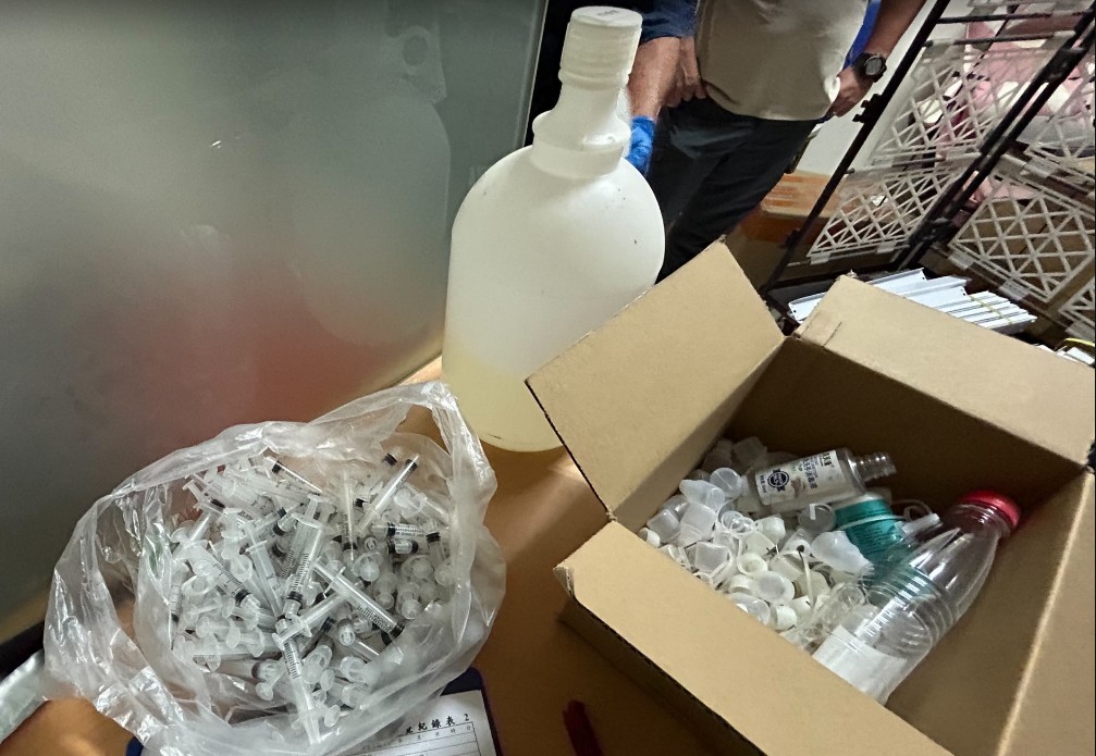 桃園警方破獲非法電子菸工廠「市值逾兩千萬」!續追查藏鏡人