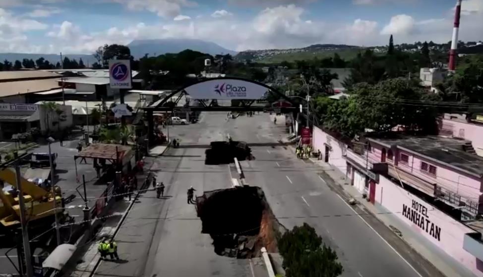 瓜地馬拉一條街突現兩天坑　釀3人傷2失蹤