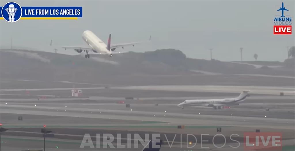 險些又有空難!洛杉磯2客機跑道差點相撞 塔台狂喊:停!停!停!