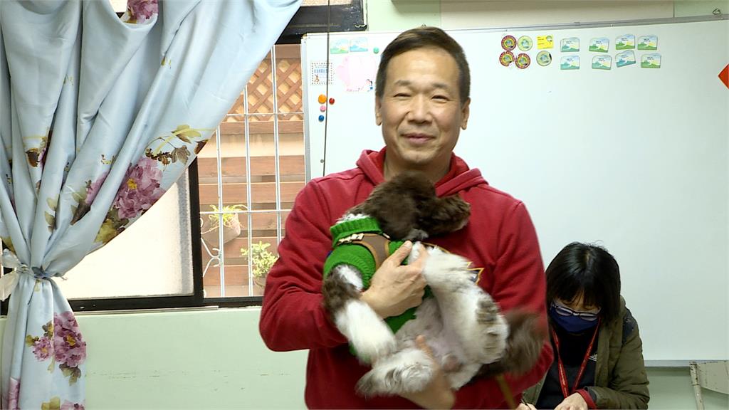 趙少康站台白營小雞 鍾小平嘆：天要下雨娘要嫁人 藍恐少一席