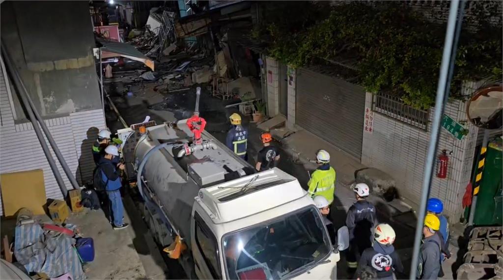 家真的沒了…三重建案害鄰屋倒塌!居民崩潰曬「撤離第一視角」