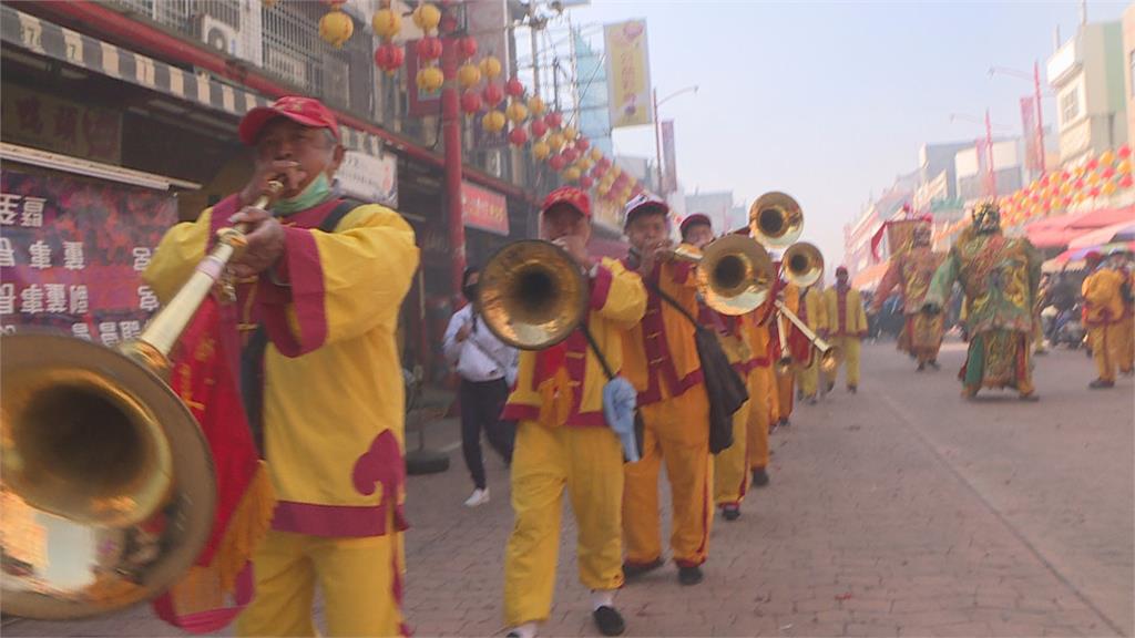 新港奉天宮元宵遶境 藍綠政要共襄盛舉