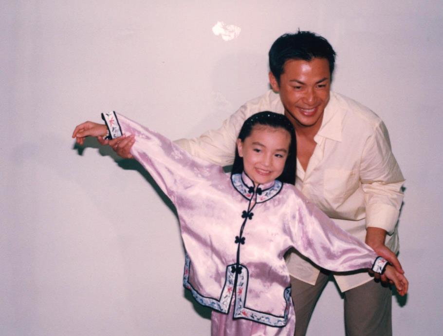 江宏恩、黑嘉嘉「叔姪關係」傳20多年!本尊澄清「沒有血緣」真相說了