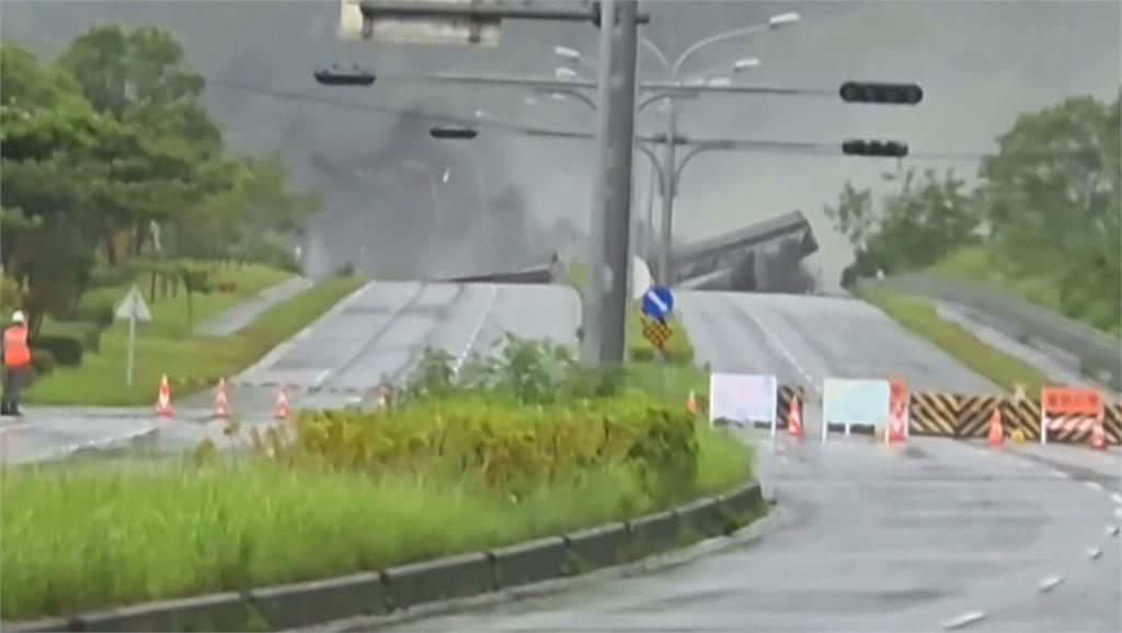 公路局全體動員!17天的拚搏 馬太鞍交通搶通全紀錄