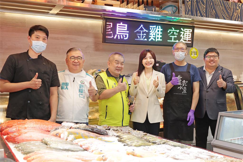 快新聞／與蔡易餘共同考察南門市場　吳沛憶：盼讓世界看見台灣特色