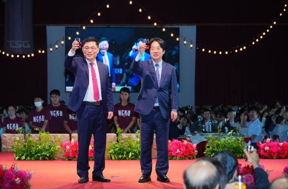 快新聞/賴清德出席成大93週年校友之夜 現場逾1600人創新高