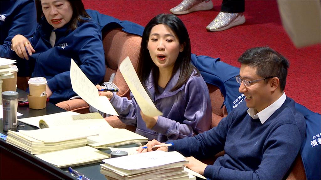 徐巧芯民調「57%同意罷免」!沈富雄曝「她致命傷」3字警告:快修正