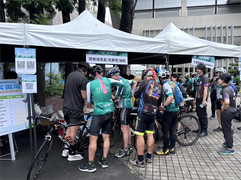 綜合/南部車友響應世界自行車日活動 騎行探索茂林高雄山城美景