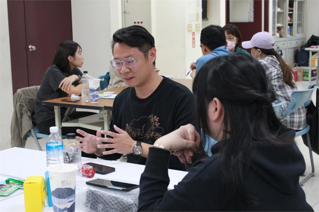 快新聞/深耕苗栗!綠縣黨部首辦「青年營」 盼年輕世代讓國際看見台灣