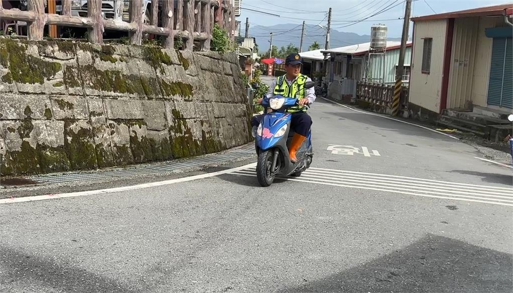 馬太鞍溪堰塞湖大水堤防缺口溢流 災區驚現可疑人士偷漂流木