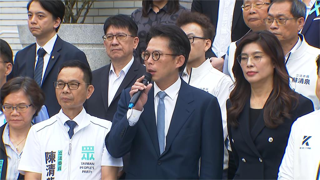 傳藍軍購立場轉彎黃國昌是關鍵？　鍾佳濱狠酸「單純腦補」