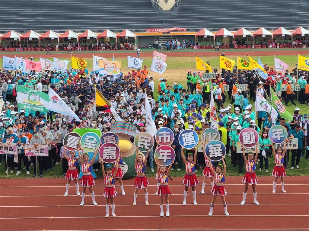 台南辦全民趣味運動嘉年華 黃偉哲:動越多肚子越小