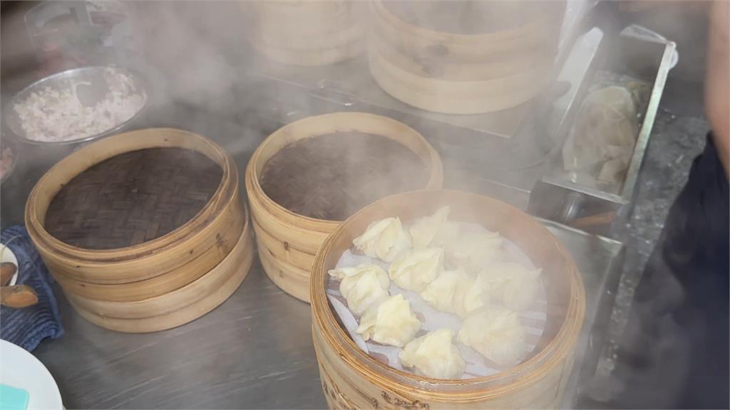 自製豬皮凍！蒸餃獨特口感又多汁　擄獲老饕味蕾