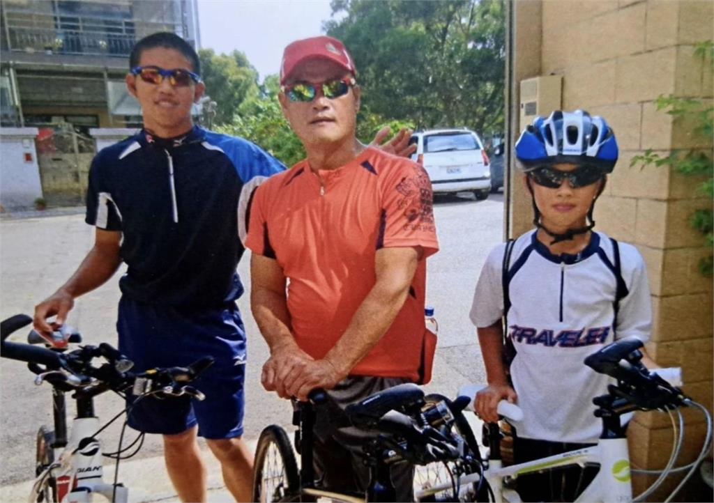 少棒冠軍搖籃4／超級應援孫爸修機器、開車都行！孫易磊、孫易伸河濱公園被挖角   