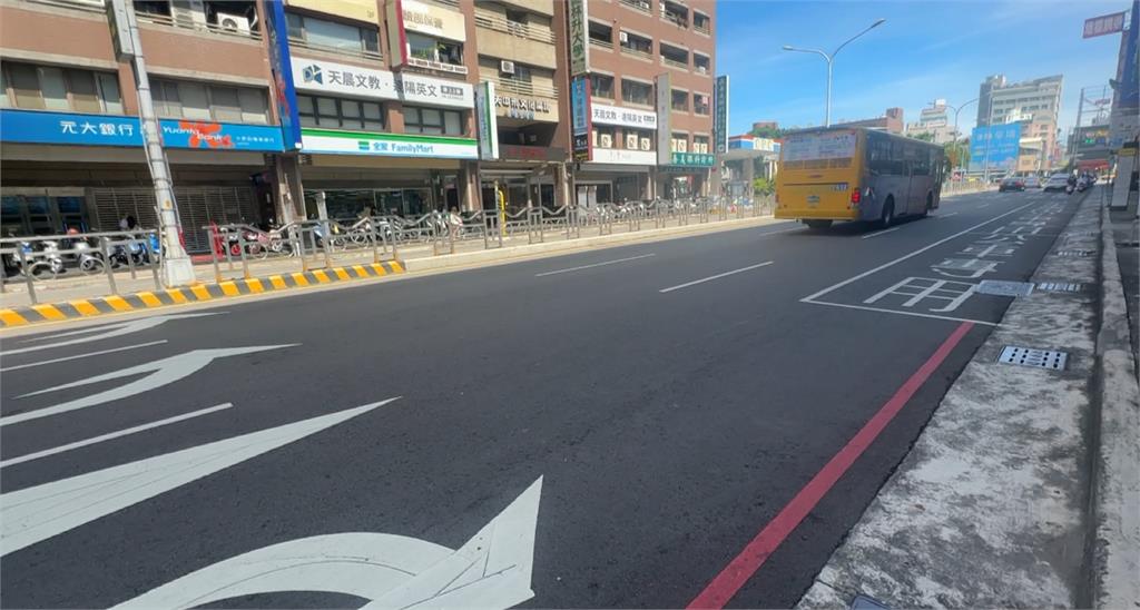 疑癲癇身體不適!台中女子馬路上翻滾 用路人嚇傻急報警