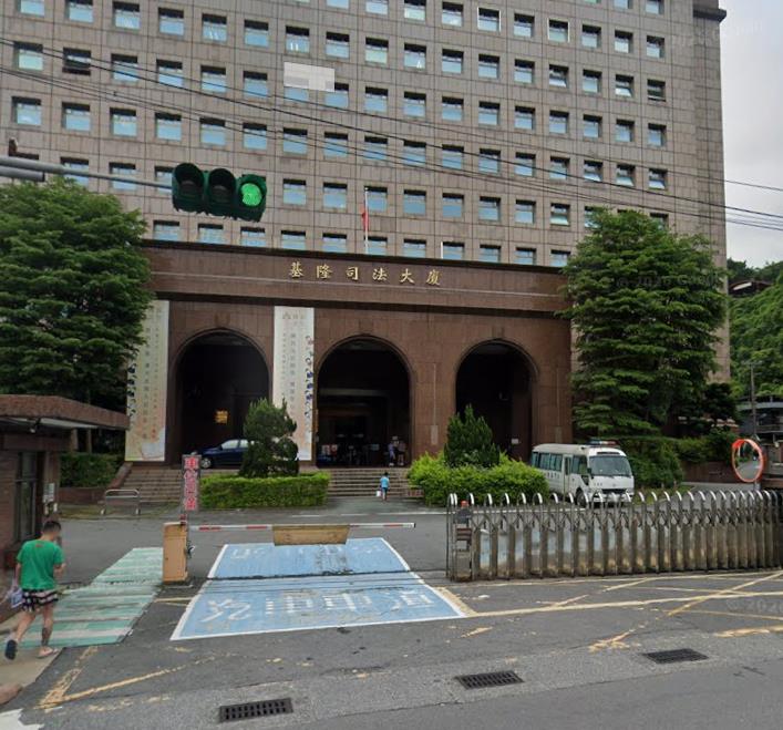 「我都能當你媽了！」男強壓侵犯75歲婦還問「亡夫死幾年」…挨告不認遭揪1點重判