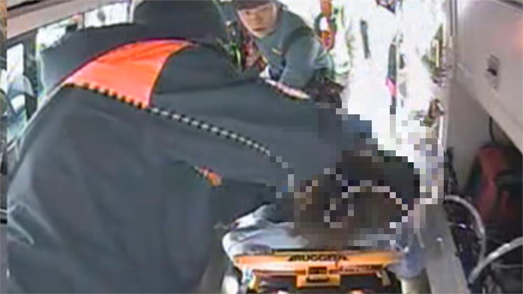 休假波麗士變打火弟兄! 外帶午餐遇火警即刻救火