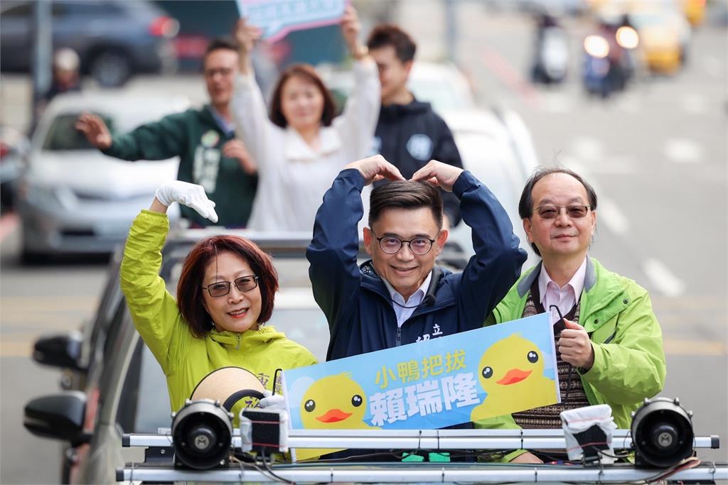 快新聞／高雄第4棒！賴瑞隆初選前夕3區車掃　暖喊「上工即工作」盼港都更好