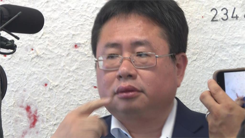 資深媒體人矢板明夫台中演講　飯店大廳遭黑衣人毆打疑中國籍