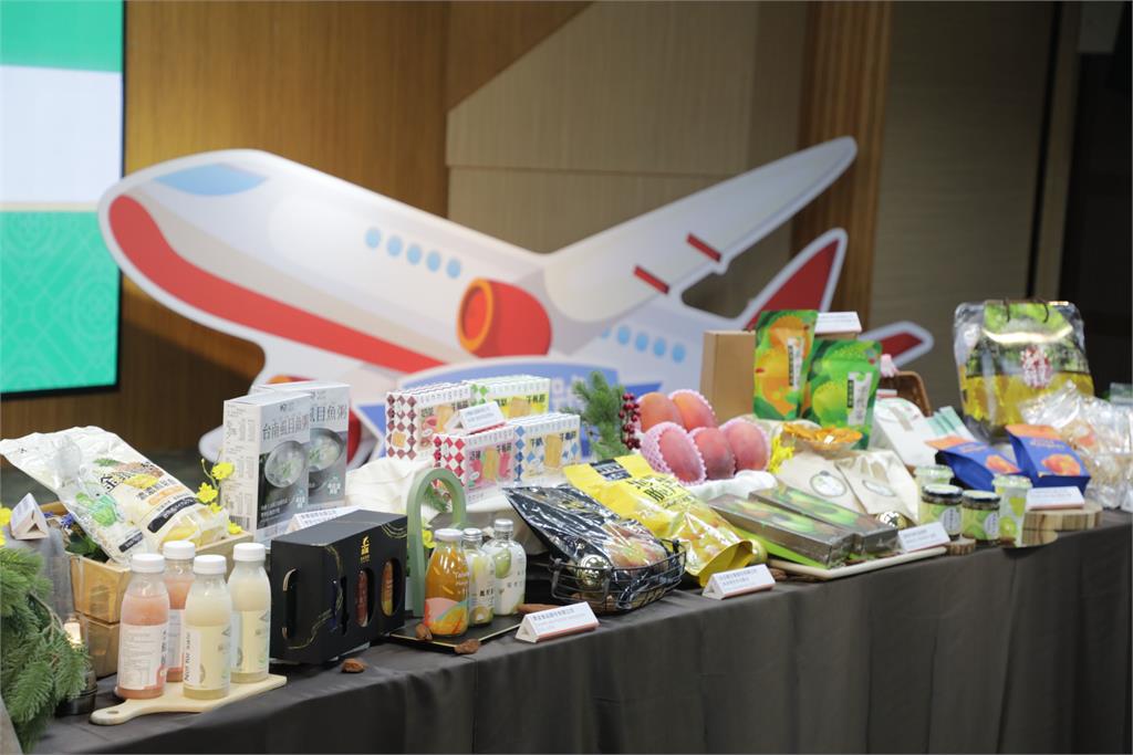 黃偉哲率團赴北海道YOSAKOI SORAN祭、首爾食品展 日韓行銷優質芒果 
