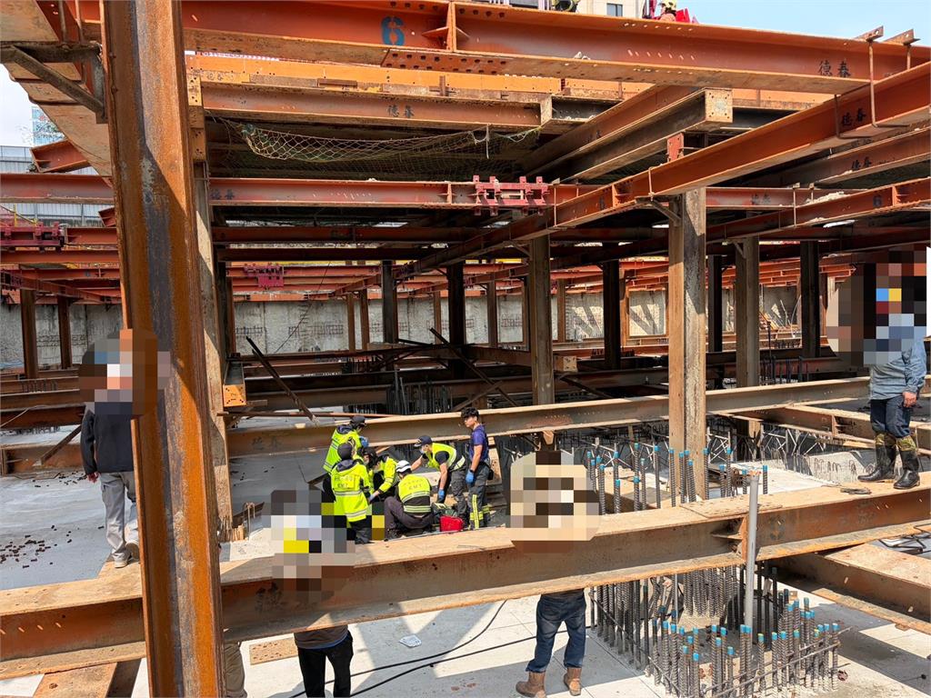 最新／新莊工安意外！59歲工人遭鋼梁砸中　送醫不治