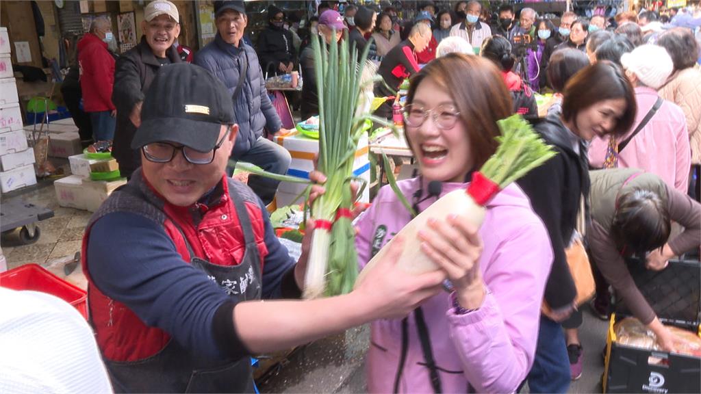 汐萬金選區民進黨3搶2！　周雅玲挺蔡美華盼服務傳承