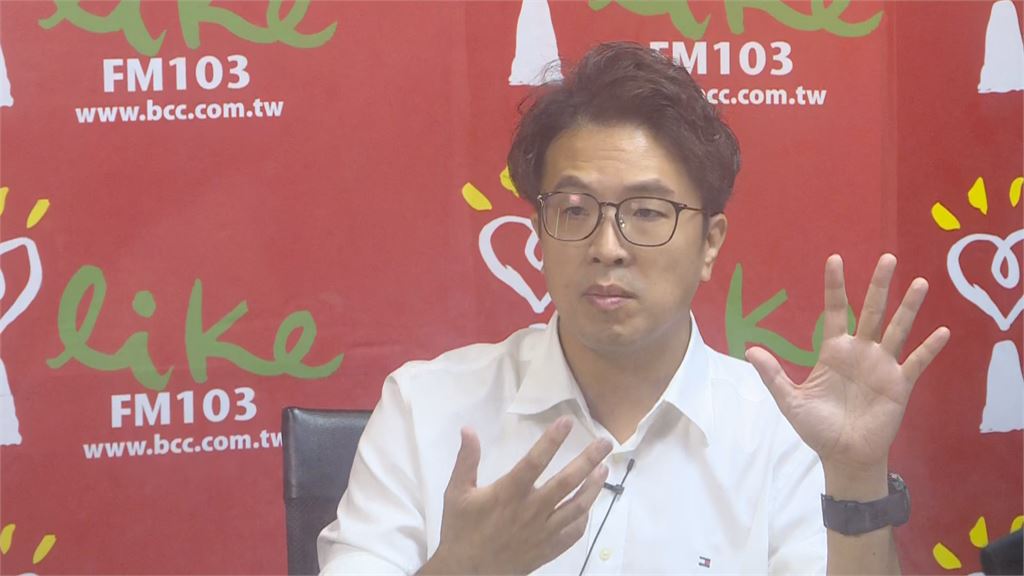 快新聞／沈伯洋上節目讓藍營炸鍋？沈富雄連環開酸　趙少康直接打斷進廣告
