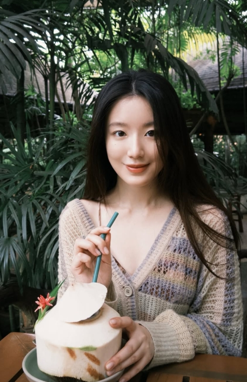 柯震東帶舒華回家「見家長」！柯媽大讚：落落大方有家教　經紀公司回應了