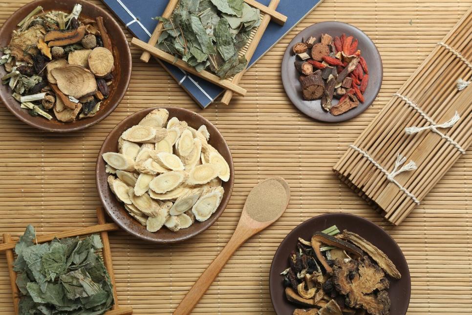 「三酸甘油酯」難對付?中醫掌握「3大重點」以調節來代替調降