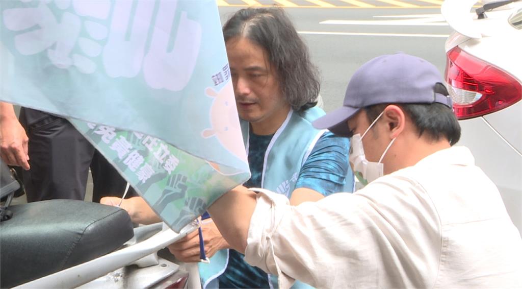 426隔空尬場 台中五罷團聯合機車祈福遶境