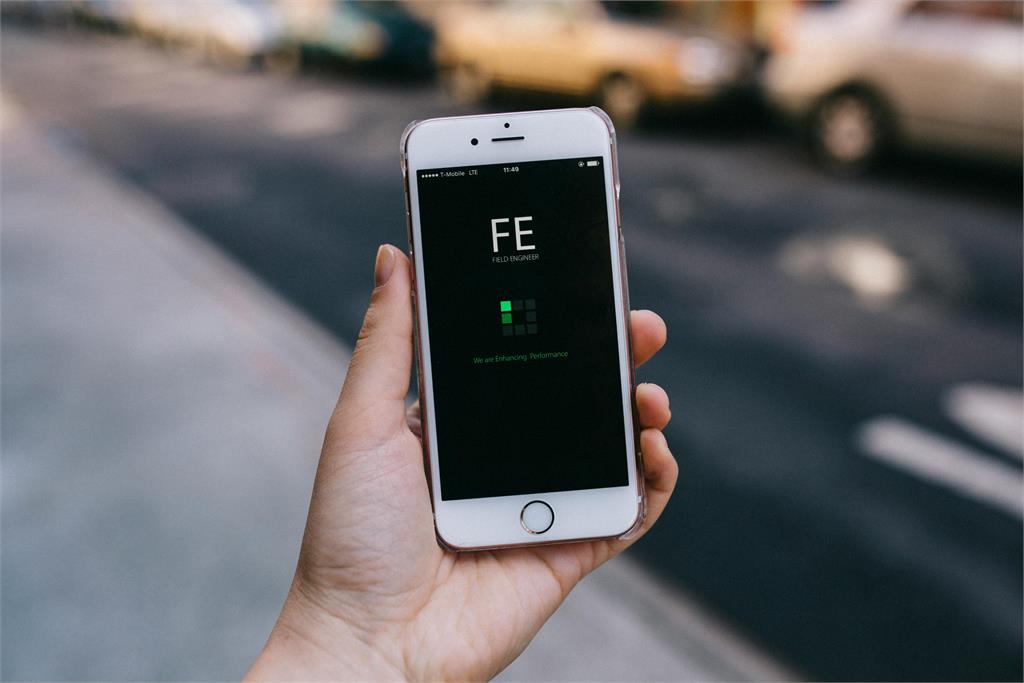 iPhone新手求救「手機電池壽命狂跳水」!網見1習慣搖頭:做錯一次傷10%