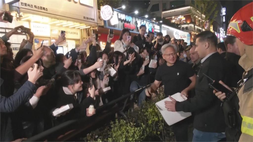 辣個男人來了!南韓炸雞高峰會 黃仁勳和「這2人」喝酒全被拍