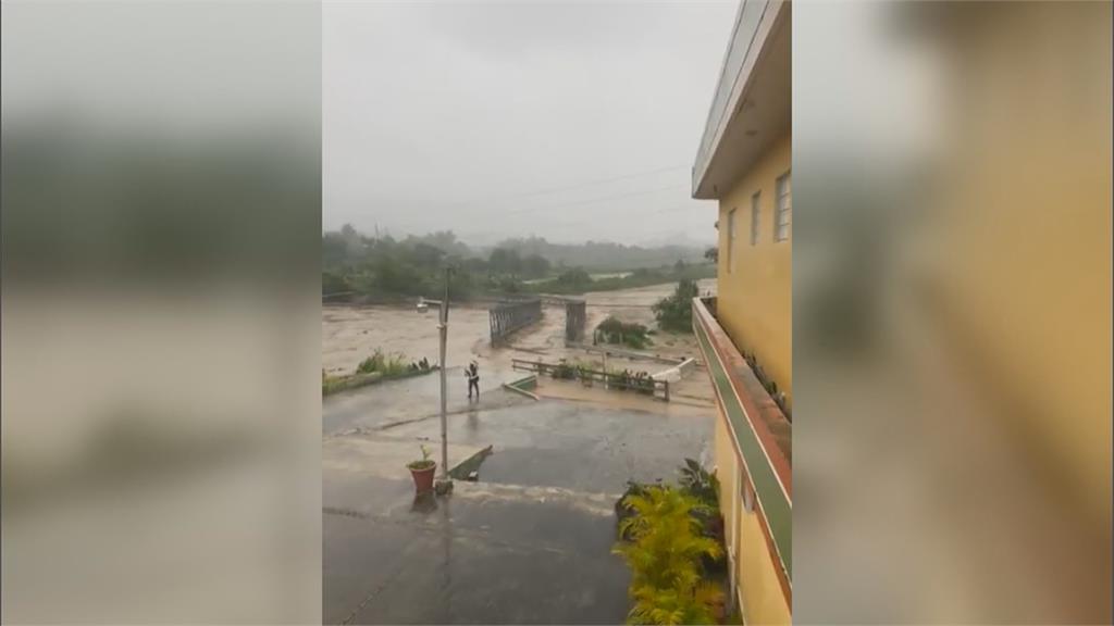 颶風費歐娜發威　威力再升級強襲多明尼加