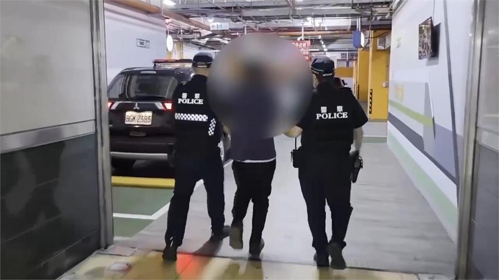 公車乘車糾紛！女控訴七旬翁插隊把人撞飛搶座位　雙方爆激烈爭執