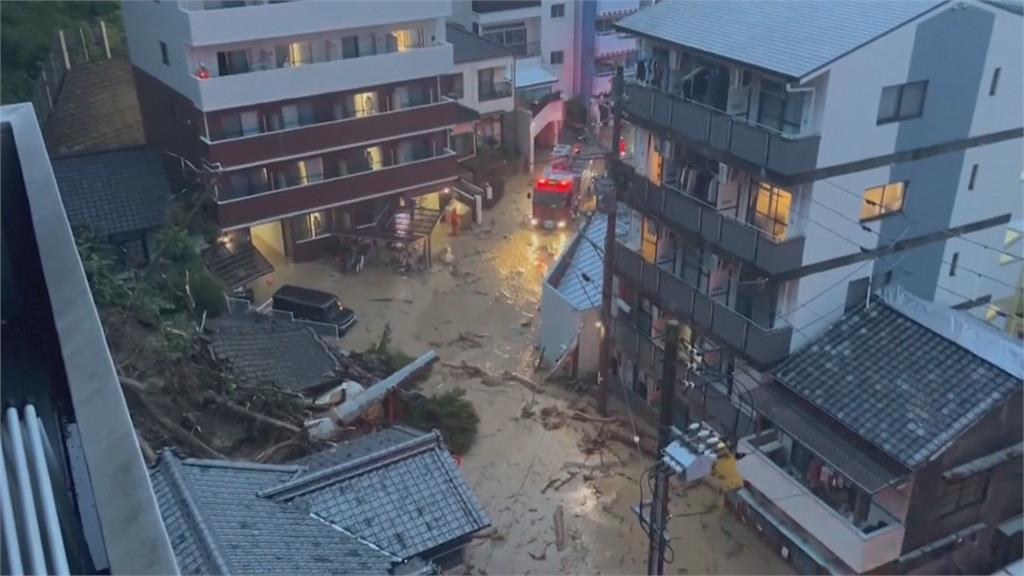 日本愛媛縣土石流淹沒民宅大樓 傳3人逃生不及