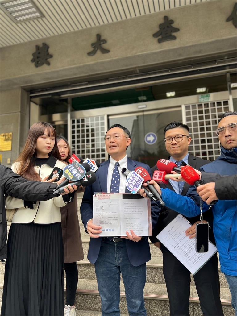 快新聞/藍營推罷免疑涉幽靈連署 李坤城提告嗆:竟讓不知情者成惡罷工具