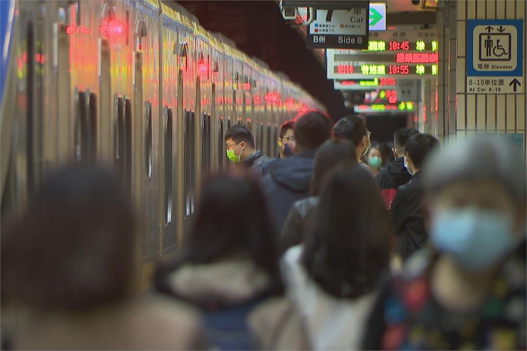 台鐵「深夜限定列車」每週僅1班！睡一覺「台東看日出」過來人推：很熱血
